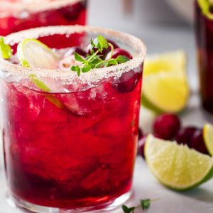 Christmas Mocktails: Festive Non-Alcoholic Drinks for the Holidays